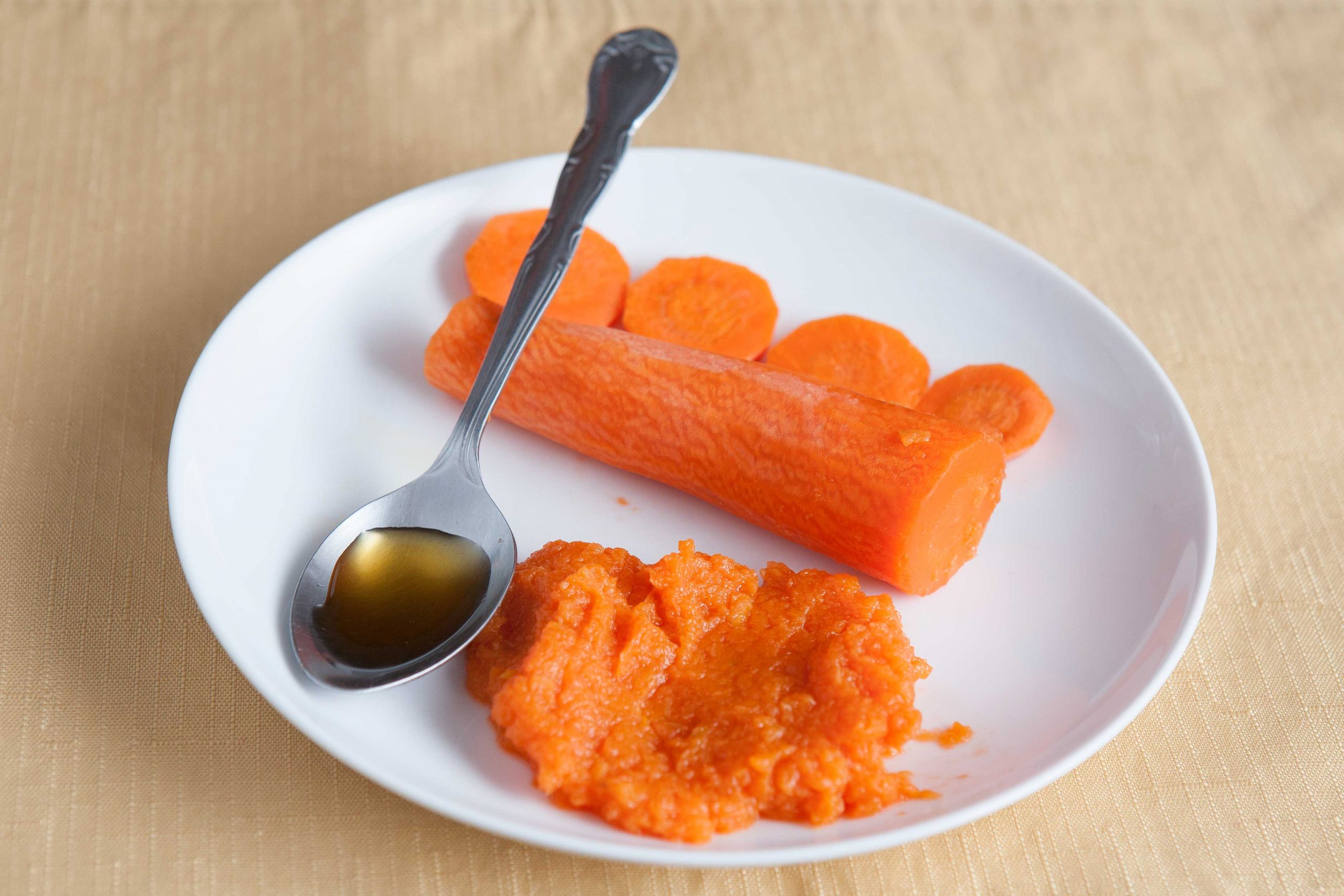 6 cách trị mụn bằng cà rốt vừa tiết kiệm vừa hiệu quả