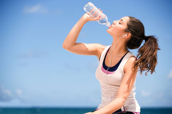 Uống nước "thông minh" giúp phụ nữ giảm cân mà vẫn dồi dào năng lượng